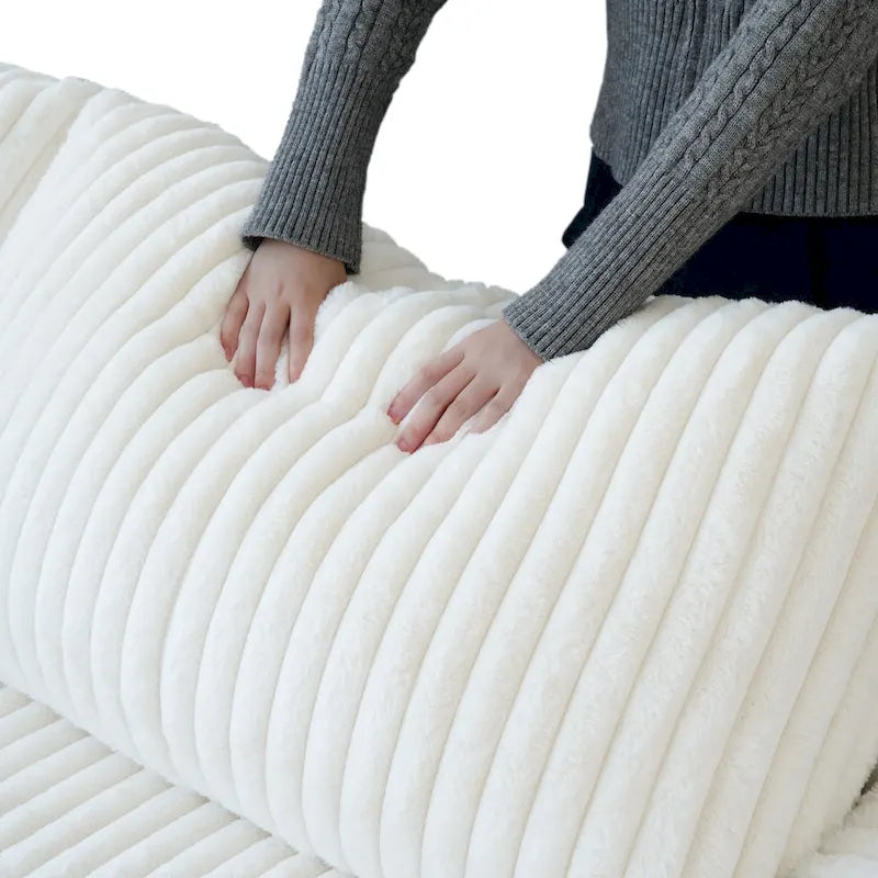 Grand canapé en peluche profonde Cloud, canapé modulable avec pouf