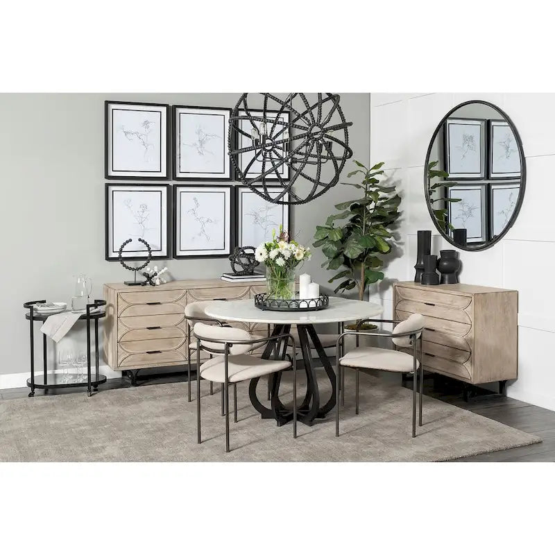 Chaise de salle à manger Parker avec assise en tissu beige et structure en métal gris fusil – 21.5L x 21.1P x 28.7H