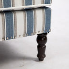 Fauteuil en lin à rayures bleues et blanches