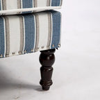 Fauteuil en lin à rayures bleues et blanches